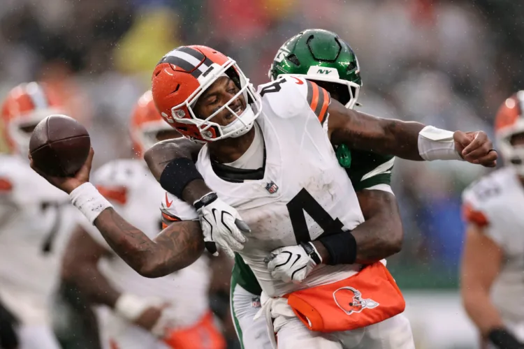 Browns' Rebuilt Offensive Line Remains Work In Progress As Team Struggles To Find Offensive Footing
